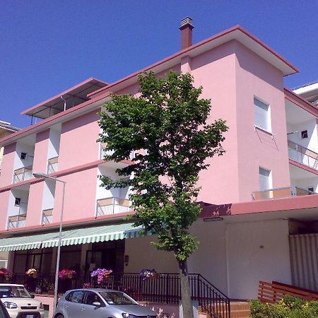Hotel Piccari Nuova Gestione Rimini Exteriör bild