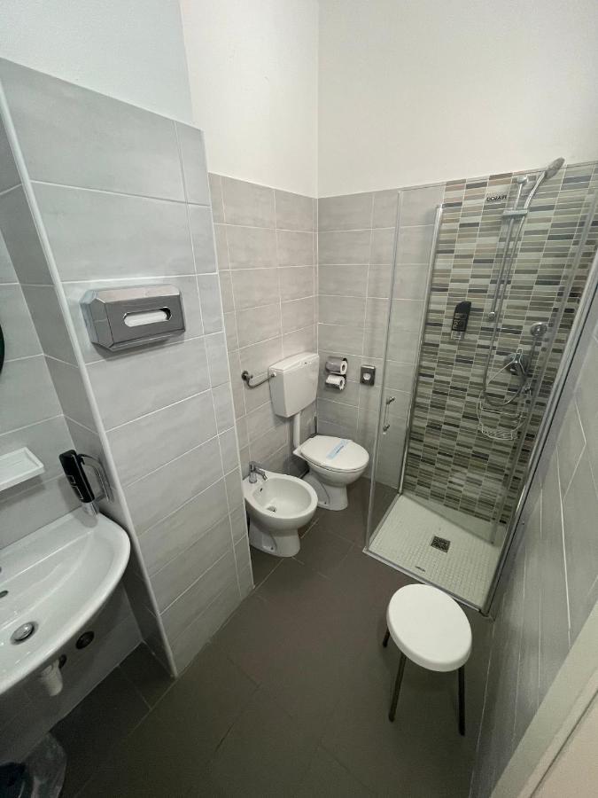 Hotel Piccari Nuova Gestione Rimini Exteriör bild