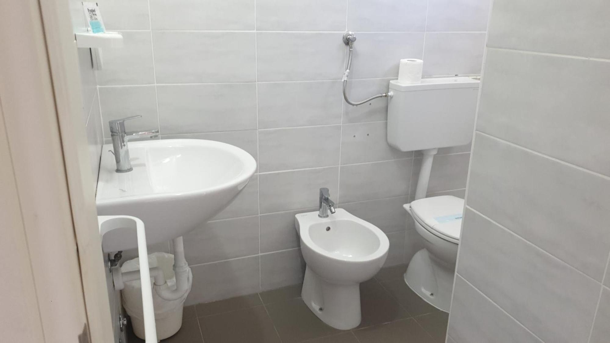 Hotel Piccari Nuova Gestione Rimini Exteriör bild